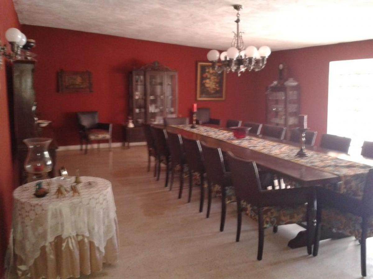 Casa de 6 dormitorios en Mérida, Mexico No. 171770