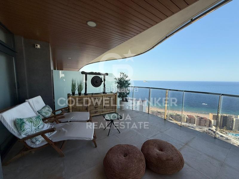 3 bedrooms Penthouse in Benidorm, Spain No. 152889