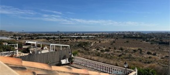 3 chambres Villa à El Campello, Spain No. 47147 10