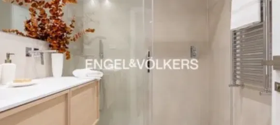 4 bedrooms Commercial property in Madrid, Spain No. 176773 4