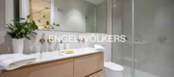 4 bedrooms Commercial property in Madrid, Spain No. 176773 8