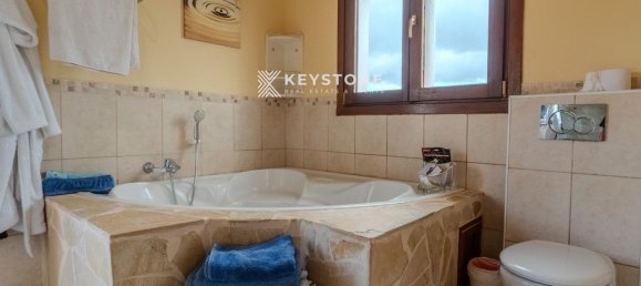 5 bedrooms House in Sant Llorenc Des Cardassar, Spain No. 153597 13