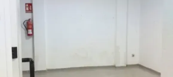 Propiedad comercial en València, Spain 141 m² No. 174223 2