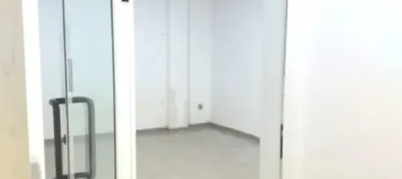 Propiedad comercial en València, Spain 141 m² No. 174223 3