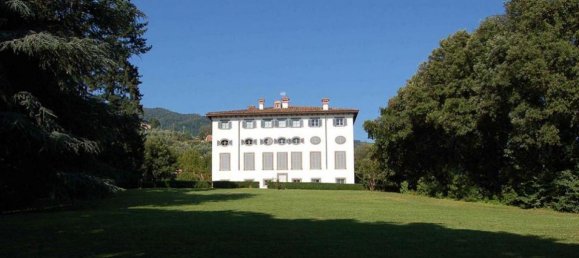 Studio in Lucca, Italy No. 139 6