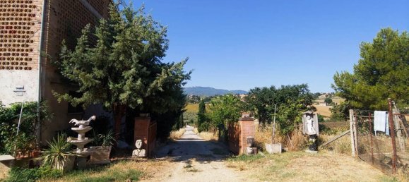 Casa de 15 divisões em Montefalco, Italy N.º 73913 5