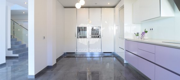 Вилла с 4 спальнями в Лагоа, Португалия № 100362 9