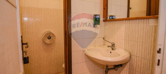 2 rooms Commercial property in Ferrara, Italy No. 143103 19
