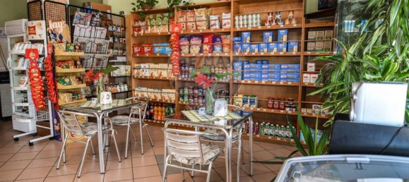 2 rooms Commercial property in Ferrara, Italy No. 143103 23