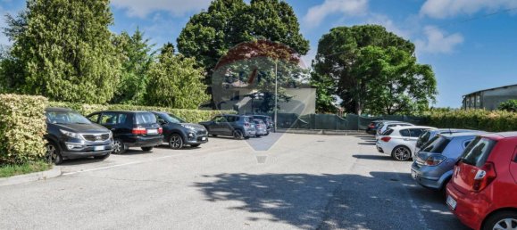 2 rooms Commercial property in Ferrara, Italy No. 143103 10