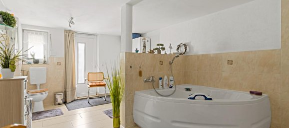 Adosado de 4 habitaciónes en Halle, Germany No. 232729 11