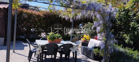 4غرفة منزل في Inverigo, Italy رقم 38685 7