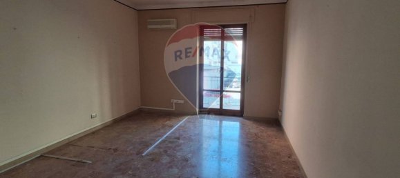 Apartamento de 2 dormitorios en Syracuse, Italy No. 242885 2