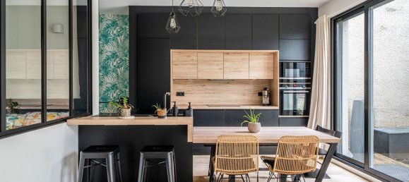 2 bedrooms Apartment in Paris, France No. 168085 2