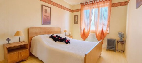 4 bedrooms House in Sainte-Livrade-sur-Lot, France No. 307645 16