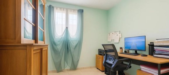 4 bedrooms House in Sainte-Livrade-sur-Lot, France No. 307645 11