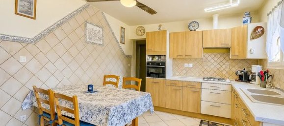 4 bedrooms House in Sainte-Livrade-sur-Lot, France No. 307645 9