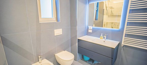 3 rooms Apartment in Bari, Italy No. 29340 26