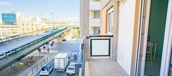 3 rooms Apartment in Bari, Italy No. 29340 32