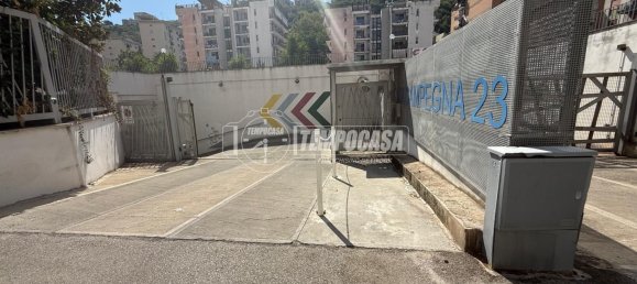1 room Garage in Naples, Italy No. 274465 5