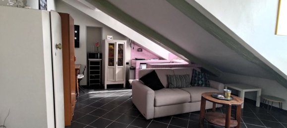 1 bedroom Apartment in Turin, Italy No. 363575 2