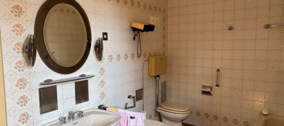 6 rooms House in Fiesso Umbertiano, Italy No. 301521 17