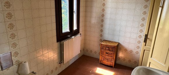 6 rooms House in Fiesso Umbertiano, Italy No. 301521 18