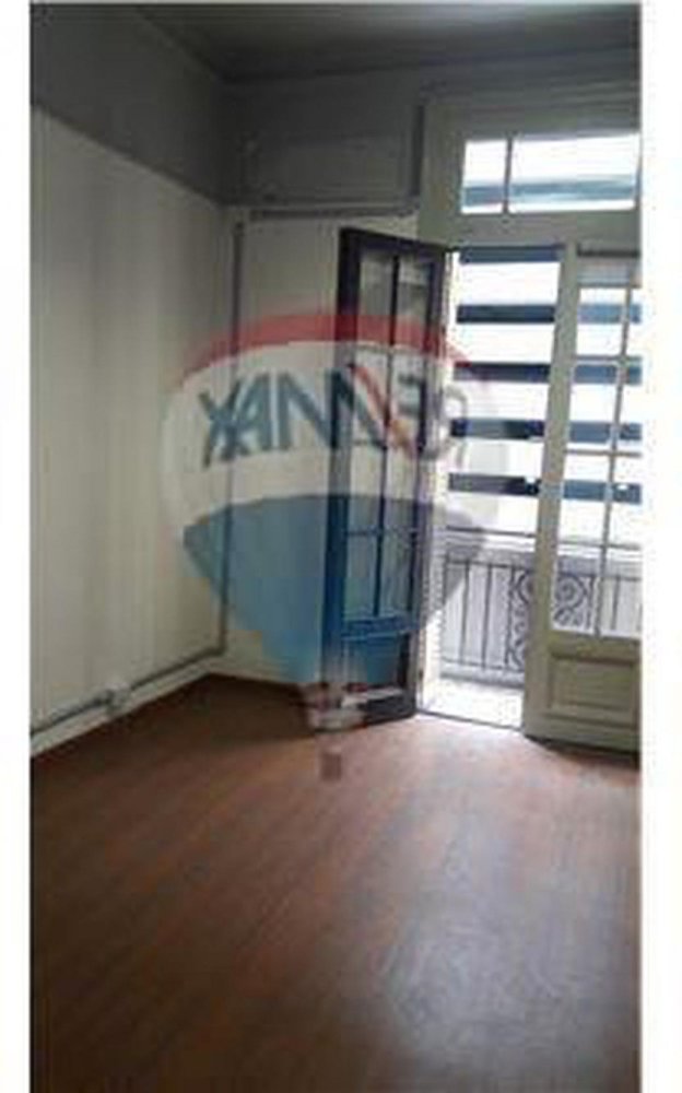 90m² Office in Buenos Aires, Argentina No. 108943