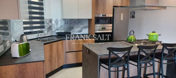 3 bedrooms Apartment in Zabbar, Malta No. 4674 3