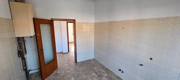 5-salle Appartement à Reggio Emilia, Italy No. 34748 8