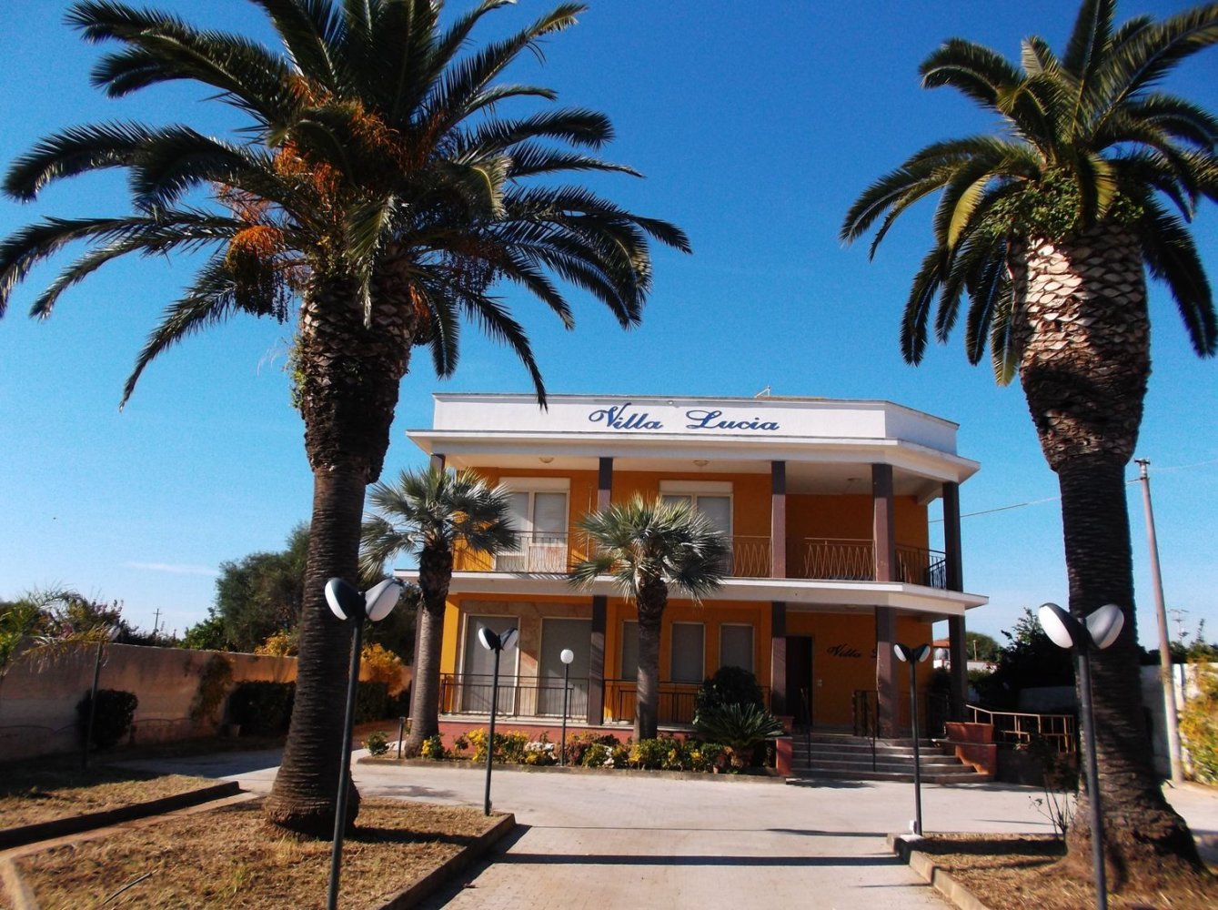 6 rooms Villa in Syracuse, Italy No. 256980