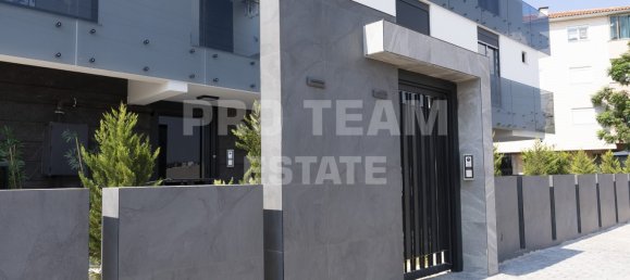 Квартира с 2 комнатами в Муратпаша, Турция № 31696 3