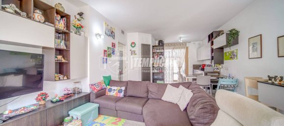 2 bedrooms Apartment in Cassano Magnago, Italy No. 321514 2