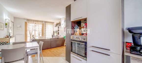 2 bedrooms Apartment in Cassano Magnago, Italy No. 321514 8