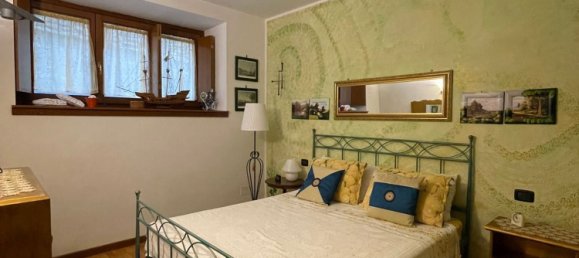 Квартира с 2 комнатами в Форесто Спарсо, Италия № 74770 19