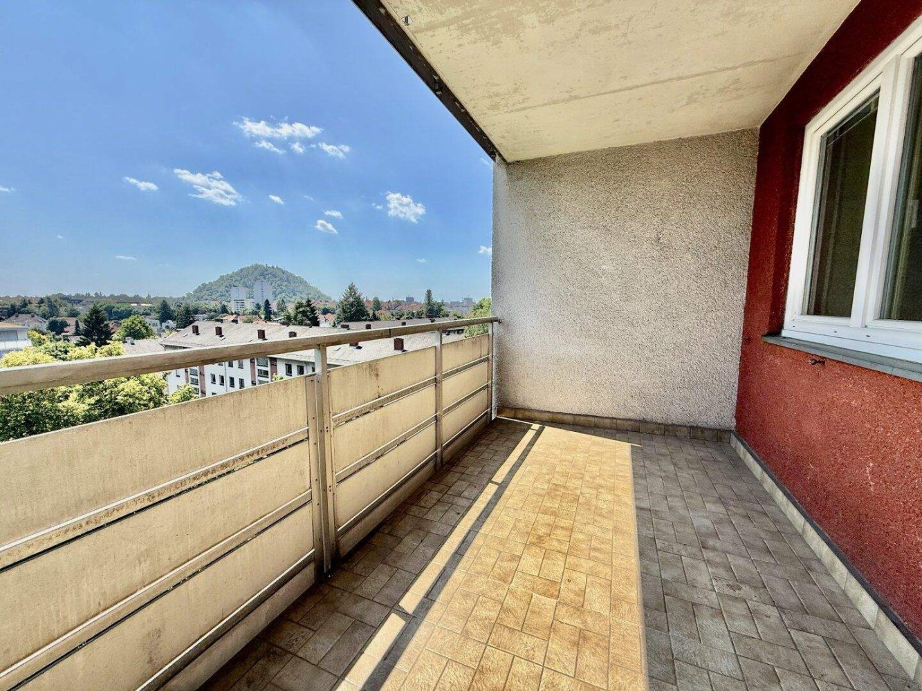 4-salle Appartement à Geidorf, Austria No. 132287