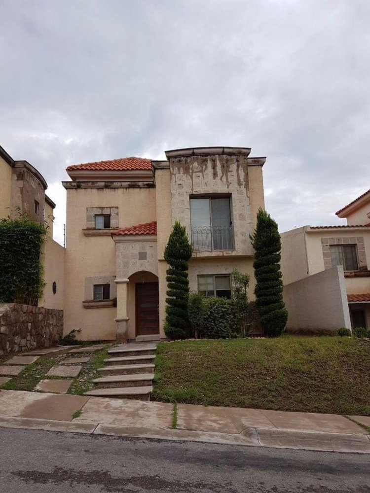 3 bedrooms House in Chihuahua, Mexico No. 175047