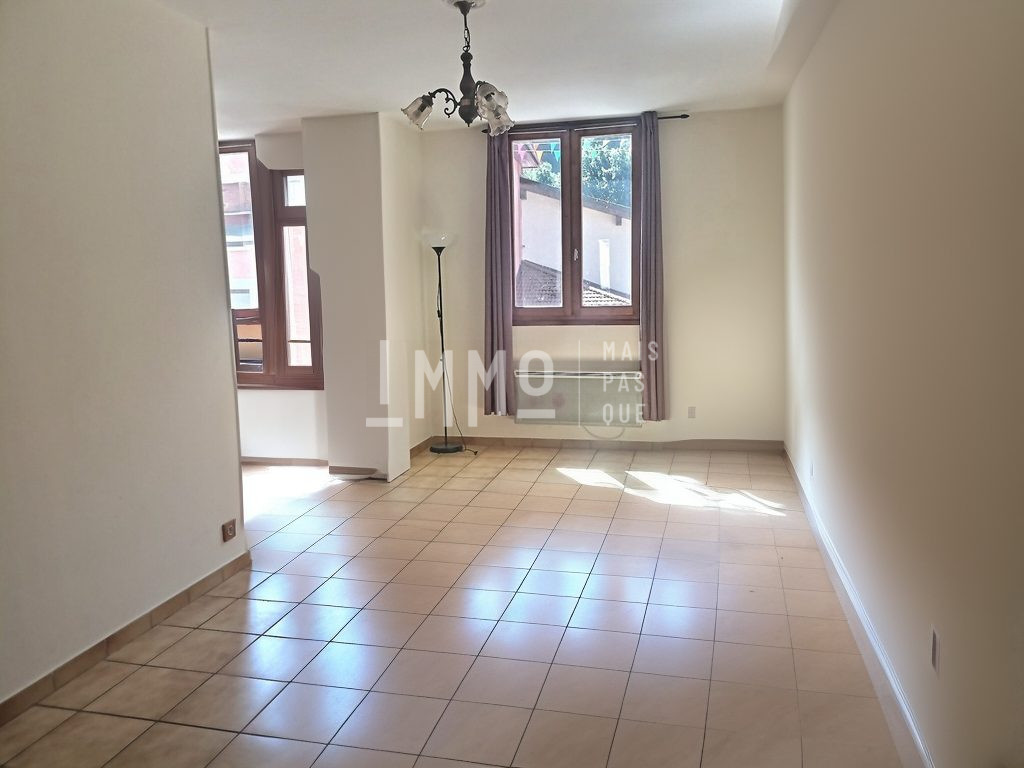 Apartamento de 2 dormitorios en Savoie, France No. 200641