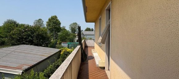 5 bedrooms Apartment in Villafranca Padovana, Italy No. 328900 2