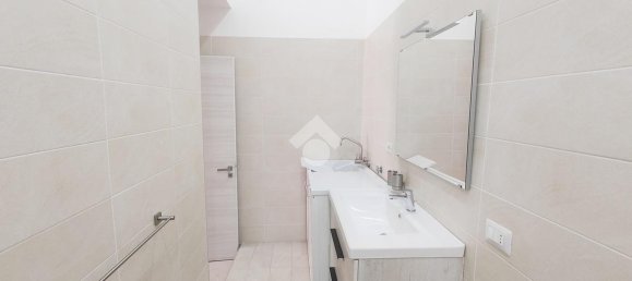 Apartamento de 2 habitaciónes en Pomigliano d'Arco, Italy No. 7038 25