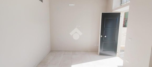 Apartamento de 2 habitaciónes en Pomigliano d'Arco, Italy No. 7038 18