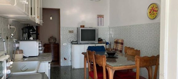 4-Zimmer Wohnung in Lecce, Italy, Nr. 25938 9