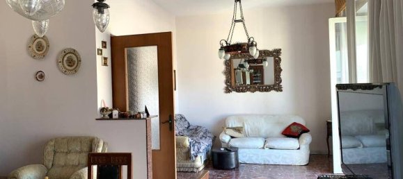 4-Zimmer Wohnung in Lecce, Italy, Nr. 25938 2
