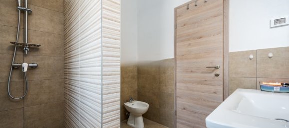 2 bedrooms House in Porec, Croatia No. 202 14