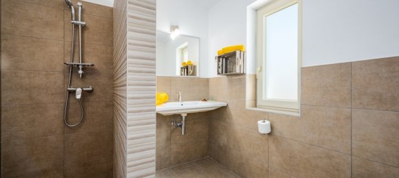 2 bedrooms House in Porec, Croatia No. 202 13