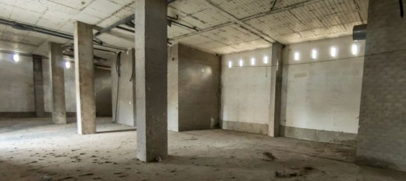 Gewerbliche Immobilie in Zaragoza, Spain 354m², Nr. 66740 6