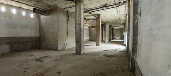 Gewerbliche Immobilie in Zaragoza, Spain 354m², Nr. 66740 3