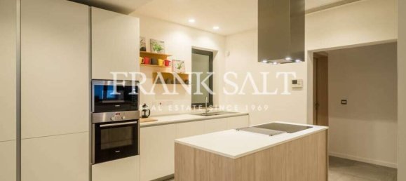 2 bedrooms Maisonette in Saint Julian's, Malta No. 9086 4