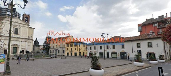 530m² Commercial property in Desio, Italy No. 337694 7