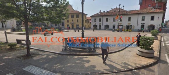 530m² Commercial property in Desio, Italy No. 337694 6